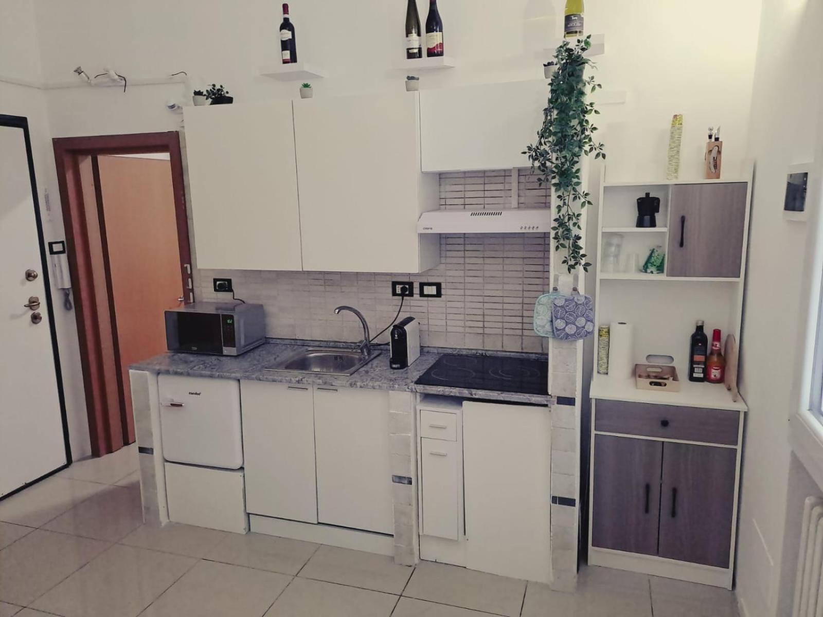 Fiera Bolognina - Komodo - Appartamento Completo Con Giardino E Parcheggio Privato 볼로냐 외부 사진